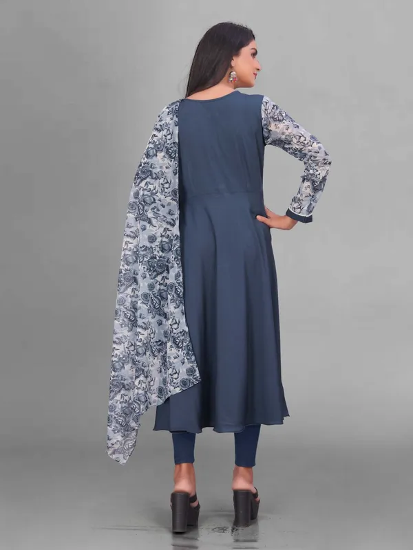 Grey_Crepe_Kurti_&_Dupatta_Set_For_Women