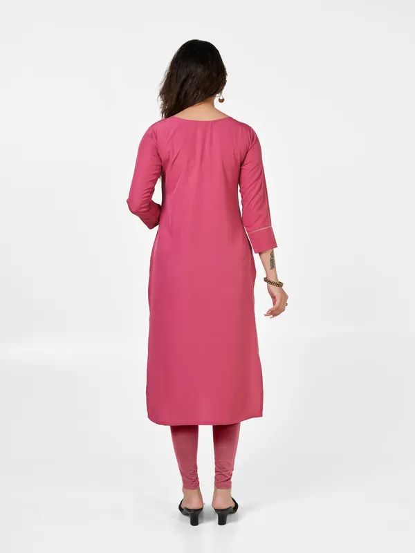 Pink_Crepe_With_Foil_Print_Kurti_&_Dupatta_Set_For_Women