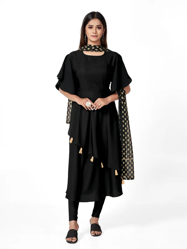 Black_Crepe_Kurti_&_Dupatta_Set_For_Women