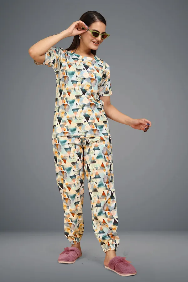 Women's__Triangle_Peach_Night_Suit_