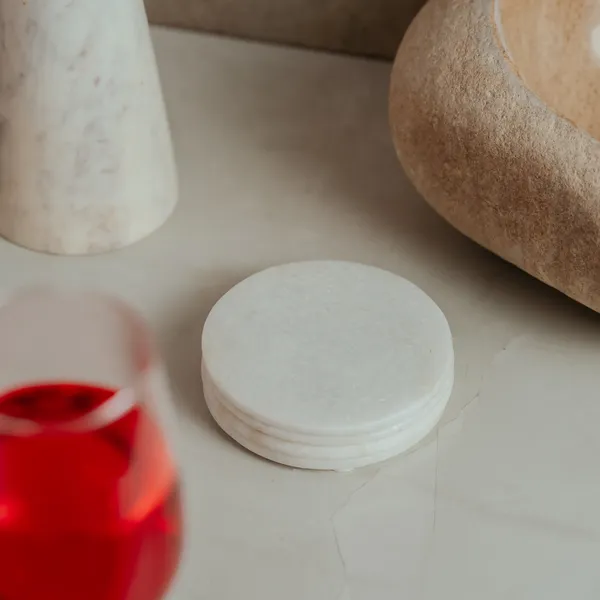 Pack_Of_4_White_Italian_Marble_Coasters_For_Kitchen