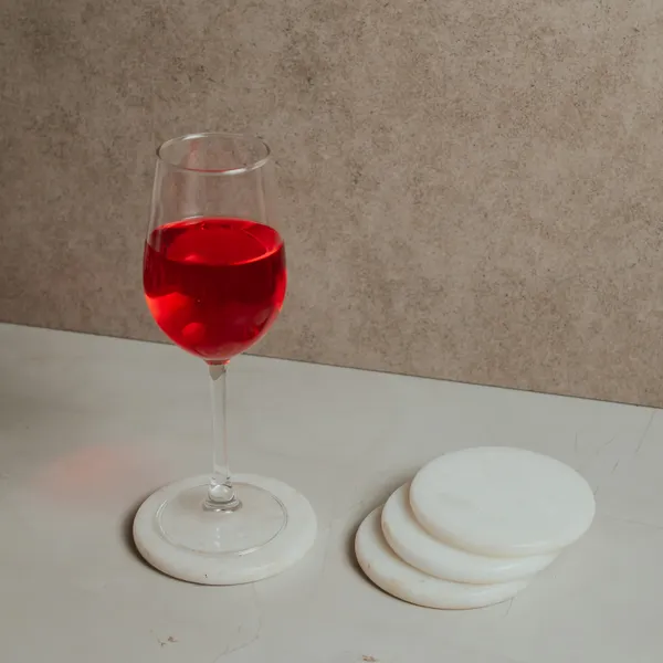 Pack_Of_4_White_Italian_Marble_Coasters_For_Kitchen