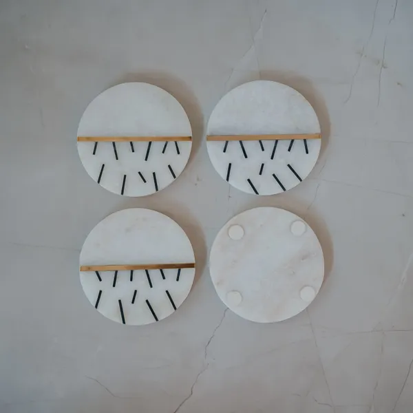 Pack_Of_4_White_Contrast_Brass_Stripe_Coaster_For_Kitchen
