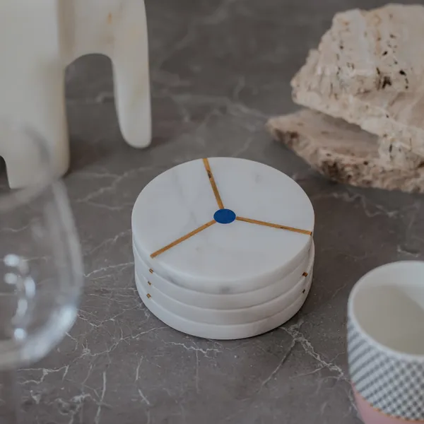 Pack_Of_4_White_Brass_Lapis_Combination_Coaster_For_Kitchen