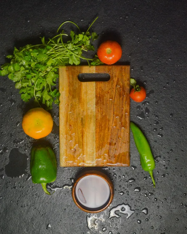 Brown_Premium_Wood_Chopping_Board_For_Kitchen