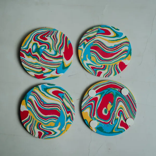 Pack_Of_4_Multicolor_Smooth_Finish_Swirl_Coaster_For_Kitchen