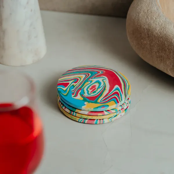 Pack_Of_4_Multicolor_Smooth_Finish_Swirl_Coaster_For_Kitchen