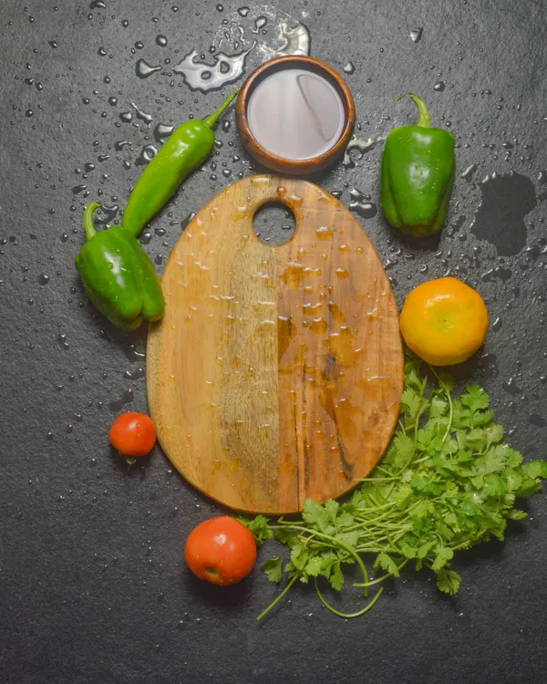 Brown_Premium_Wood_Chopping_Board_For_Kitchen