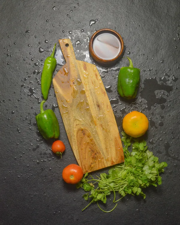 Brown_Premium_Wood_Chopping_Board_For_Kitchen