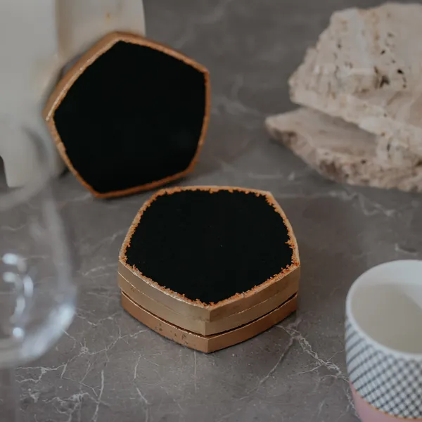 Pack_Of_4_Black_Rustic_Electro_Coaster_For_Kitchen