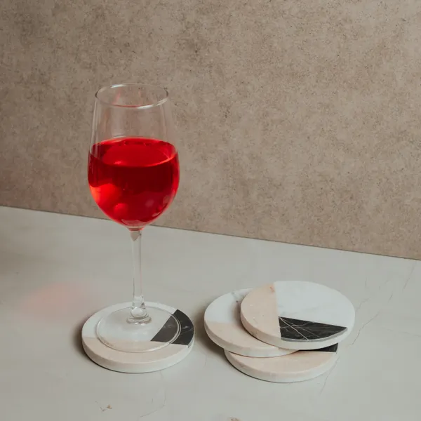 Pack_Of_4_White_Emperador_Marquina_Split_Coaster_For_Kitchen