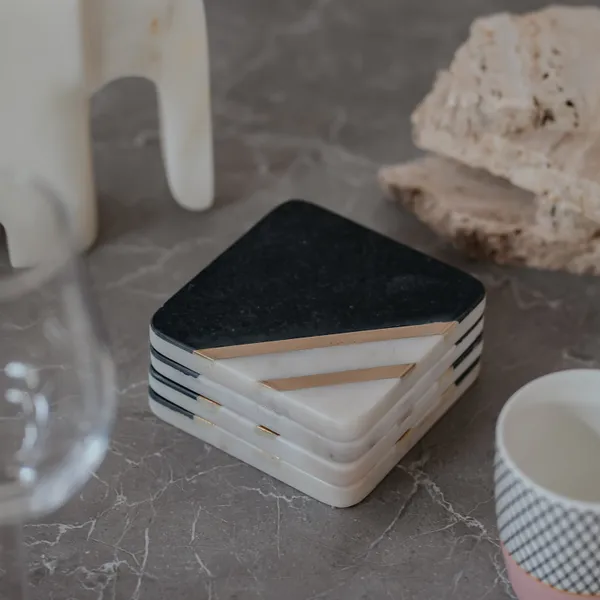 Pack_Of_4_White_Marble_Brass_Inlay_Coaster_For_Kitchen