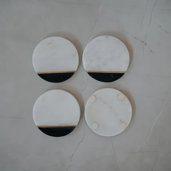 Pack_Of_4_White_Luxury_Brass_Script_Coaster_For_Kitchen