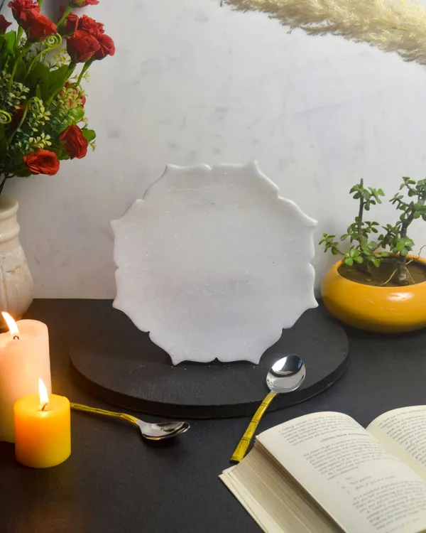 White_Standard_Square_Polished_Tray_For_Kitchen
