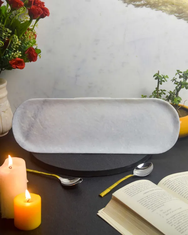 White_Long_Narrow_Console_Tray_For_Kitchen