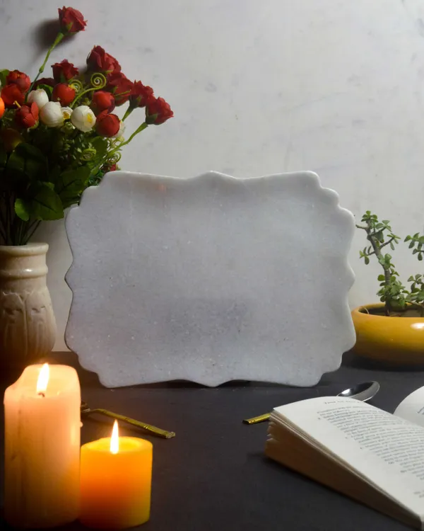White_Wide_Format_Polished_Platter_For_Kitchen