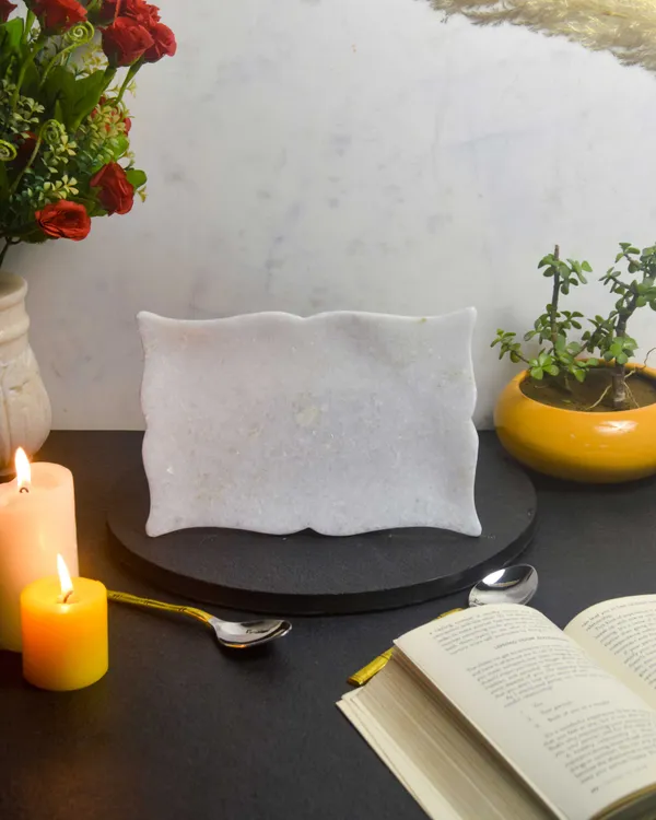 White_Rectangular_Dessert_Marble_Tray_For_Kitchen