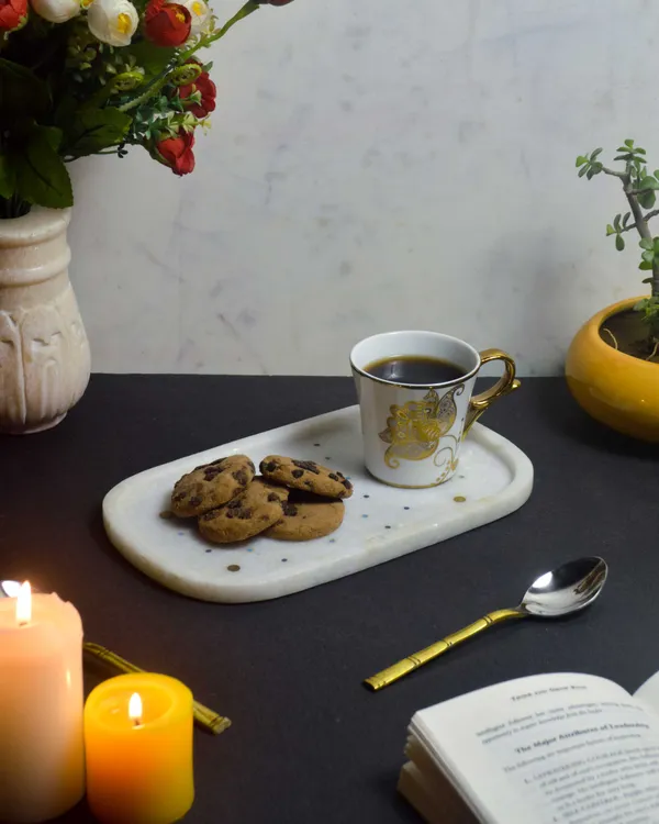 White_Guest_Room_Valet_Platter_For_Kitchen