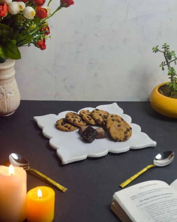 White_Polished_Square_Centerpiece_Tray_For_Kitchen