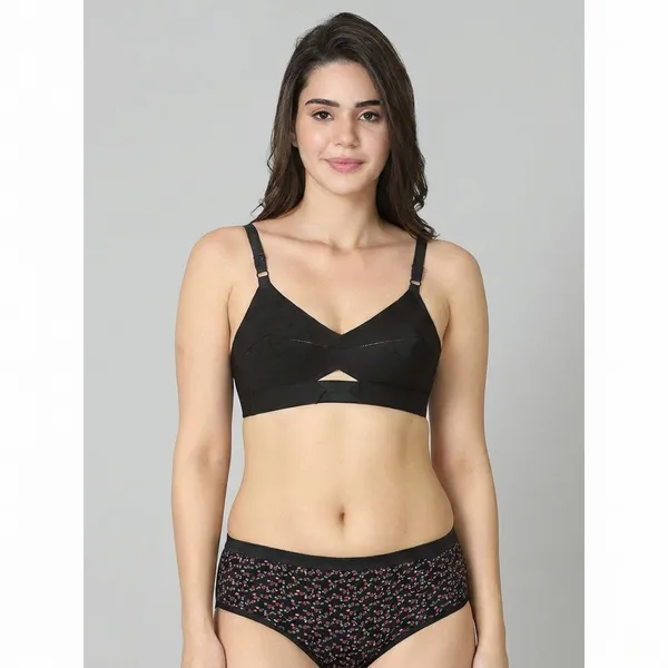 Winsome_Women_Full_Coverage_Non_Padded_Bra_(Black)