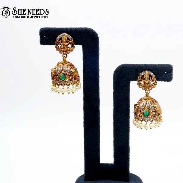 White_Lakshmi_Idol_Temple_Jhumka_For_Women