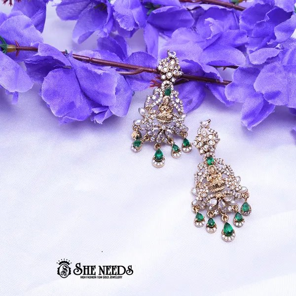 Green_Brass_Premium_&_elegant_Gold_Plated__Chandbali_Earring_For_Women