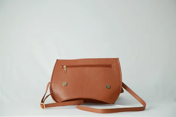 Tan_Leather_Premium_&_Elegant_Handbag_For_Women