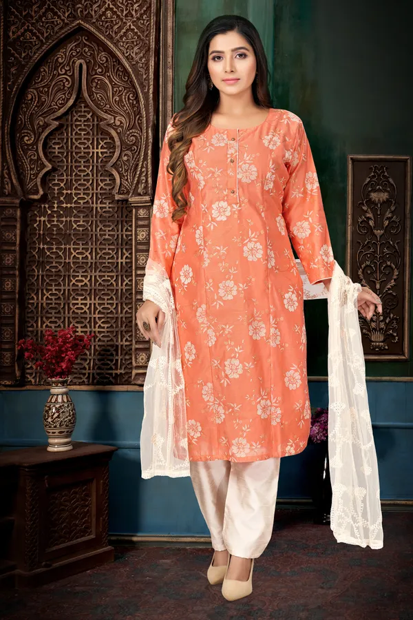 Gajri_Chanderi_Silk_Kurta,_Pant_&_Dupatta_Set_For_Women_&_Girls