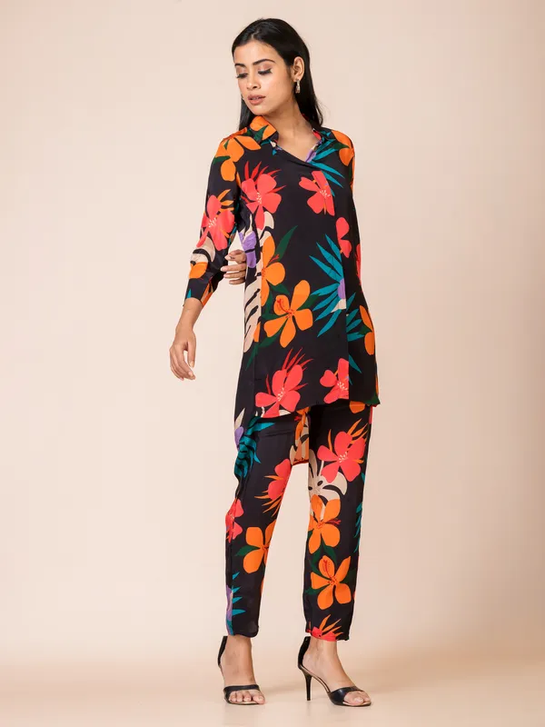 Black_Crepe_Printed_Co-Ord_Set_For_Women