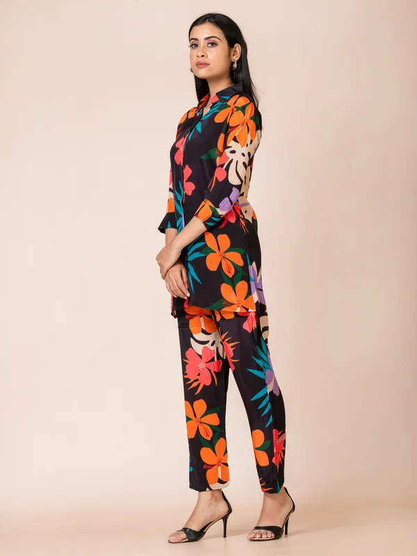Black_Crepe_Printed_Co-Ord_Set_For_Women