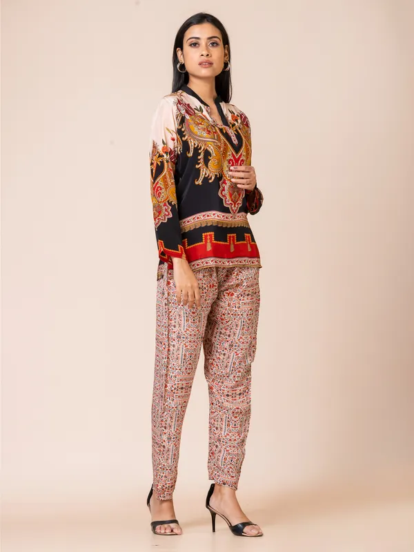 Black_Crepe_Printed_Co-Ord_Set_For_Women