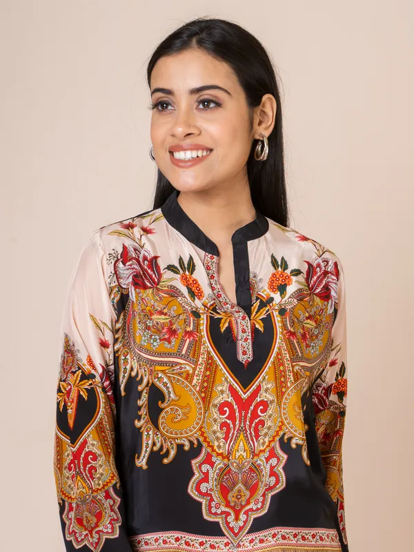 Black_Crepe_Printed_Co-Ord_Set_For_Women