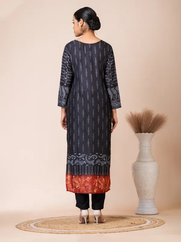 Black_Muslin_Printed_Kurta_Set_For_Women