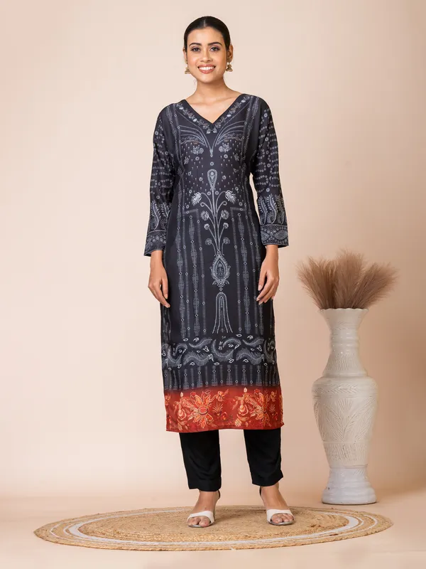Black_Muslin_Printed_Kurta_Set_For_Women