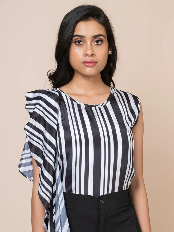 Black_Satin_Printed_Co-Ord_Set_For_Women