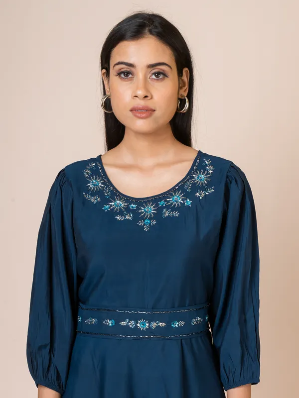 Blue_Muslin_Embroidered_Co-Ord_Set_For_Women