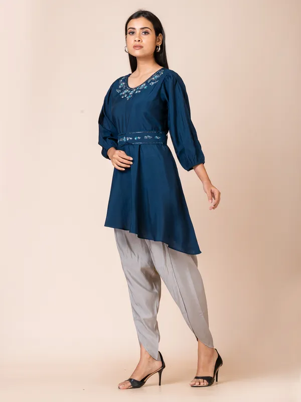 Blue_Muslin_Embroidered_Co-Ord_Set_For_Women