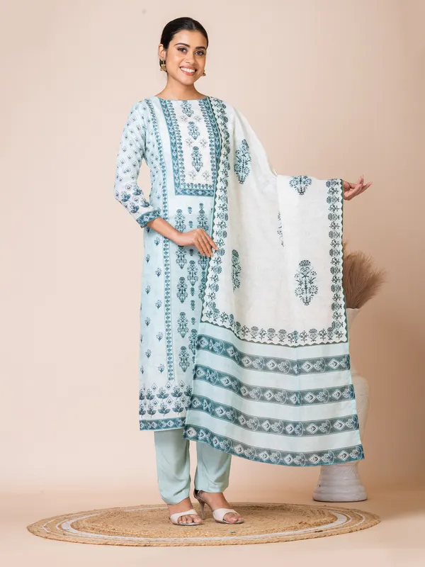 Blue_Muslin_Printed_Kurta_Set_For_Women