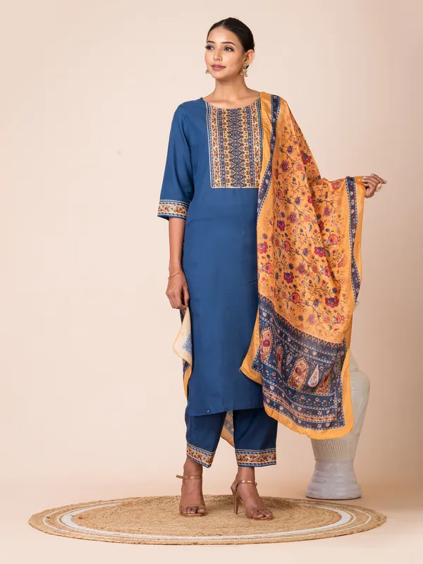 Blue_Silk_Embroidered_Kurta_Set_For_Women