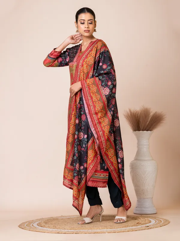 Green_Muslin_Printed_Kurta_Set_For_Women