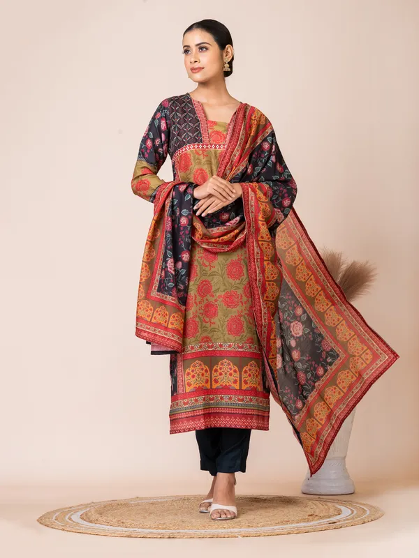 Green_Muslin_Printed_Kurta_Set_For_Women