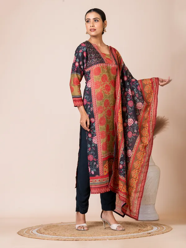 Green_Muslin_Printed_Kurta_Set_For_Women