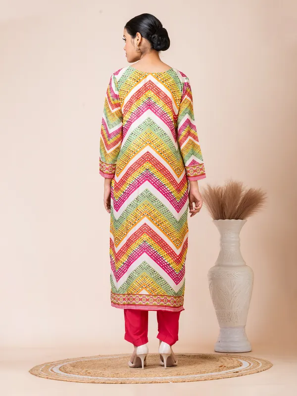 Multicolor_Muslin_Printed_Kurta_Set_For_Women