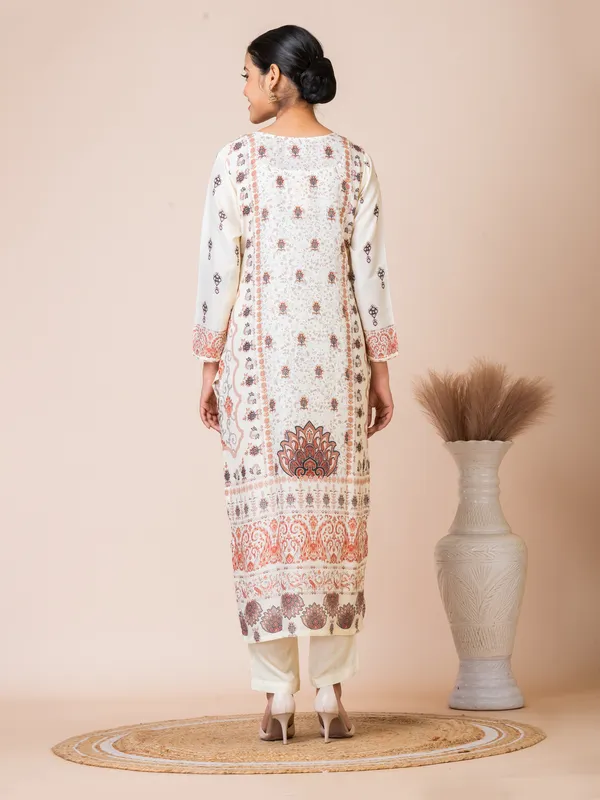 Off-White_Muslin_Printed_Kurta_Set_For_Women