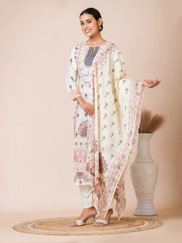 Off-White_Muslin_Printed_Kurta_Set_For_Women