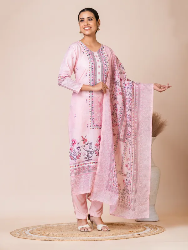 Pink_Muslin_Printed_Kurta_Set_For_Women