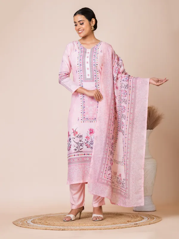 Pink_Muslin_Printed_Kurta_Set_For_Women