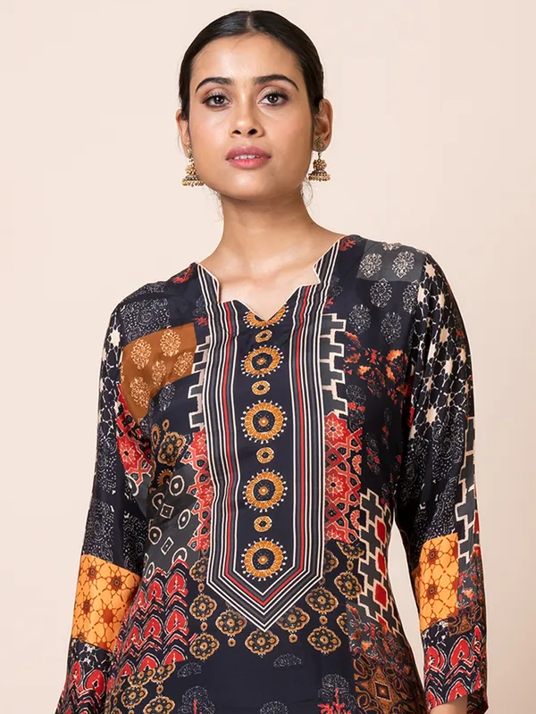 Black_Muslin_Printed_A-Line_Kurta_With_Pant_For_Women