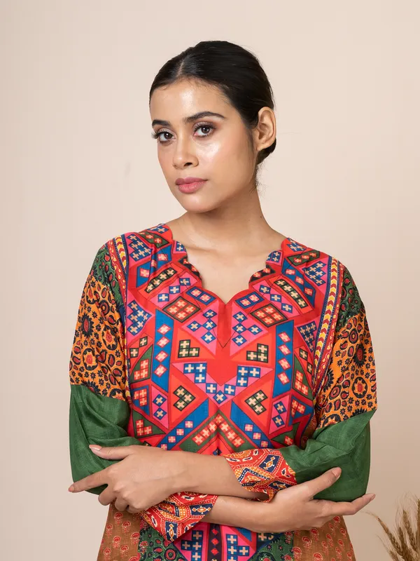 Multicolor_Muslin_Printed_A-Line_Kurta_With_Pant_For_Women