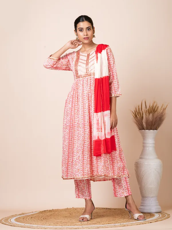 Pink_Cotton_Printed_Kurta_Set_For_Women